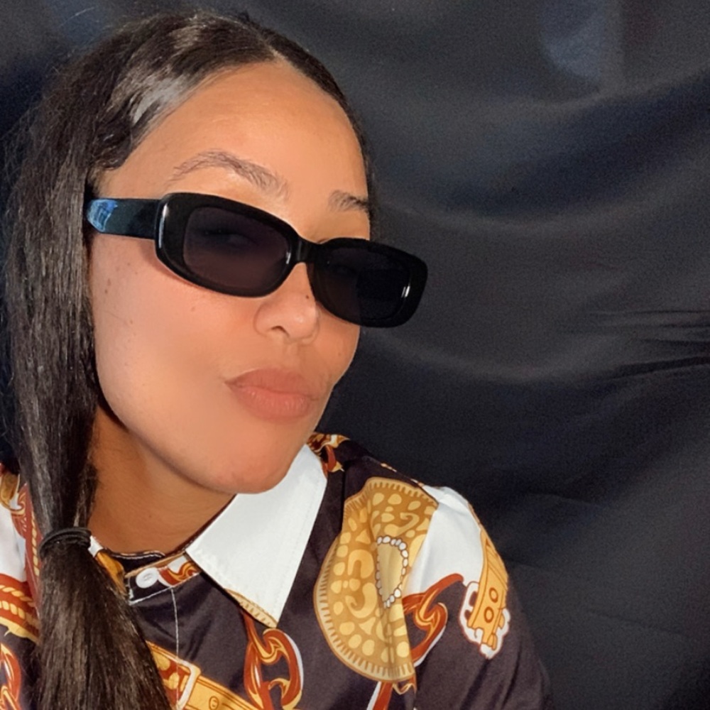 Meet your Posher, Oleta